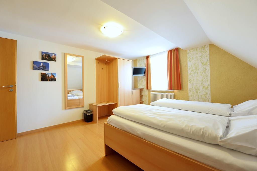 Gasthof Zum Lamm Gomadingen Luaran gambar